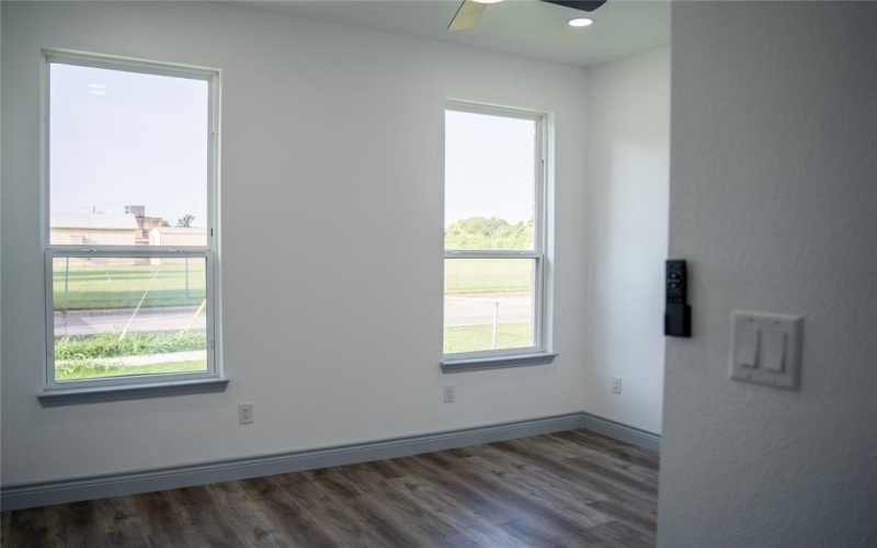 5147 Chapman Street, Fort Worth, TX 76105, 3 Bedrooms Bedrooms, ,2 BathroomsBathrooms,Residential,For Sale,5147 Chapman Street,20864079