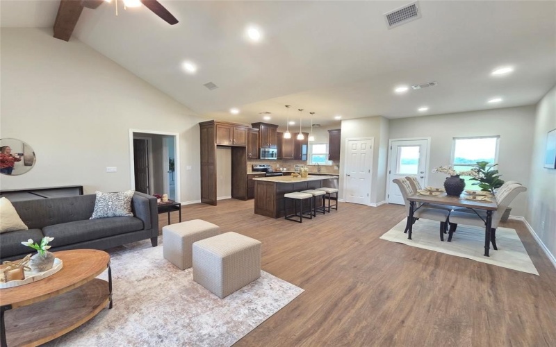 433 S FM 196, Blossom, TX 75416, 3 Bedrooms Bedrooms, ,2 BathroomsBathrooms,Residential,For Sale,433 S FM 196,20864559