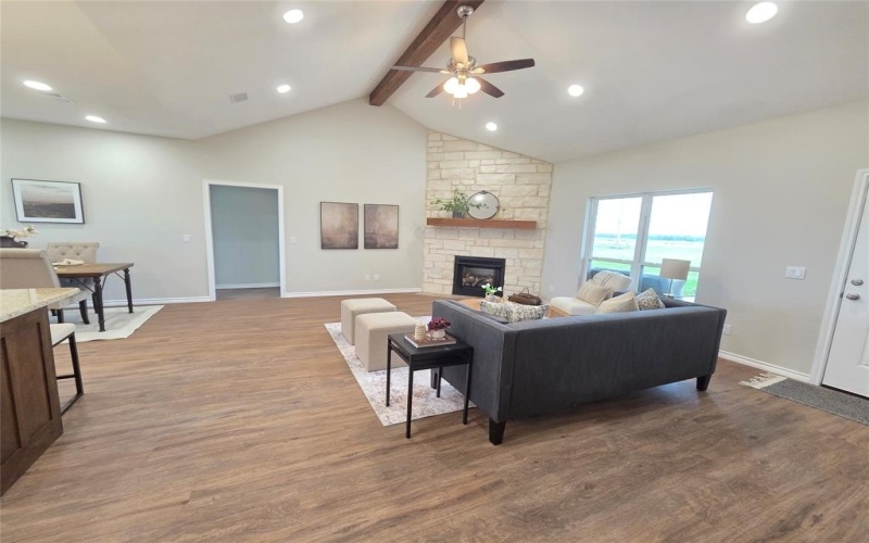 433 S FM 196, Blossom, TX 75416, 3 Bedrooms Bedrooms, ,2 BathroomsBathrooms,Residential,For Sale,433 S FM 196,20864559