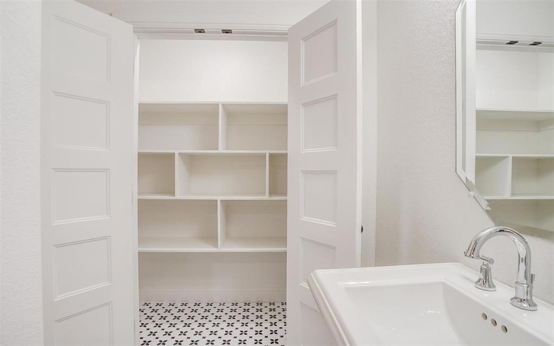 179 Cedar Mountain Drive, Weatherford, TX 76085, 3 Bedrooms Bedrooms, ,3 BathroomsBathrooms,Residential,For Sale,179 Cedar Mountain Drive,20864633