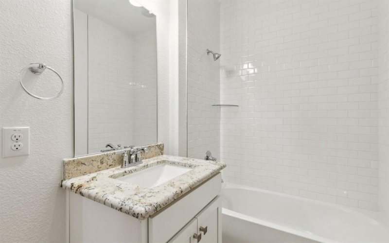 248 Kistler Drive, Little Elm, TX 76227, 4 Bedrooms Bedrooms, ,3 BathroomsBathrooms,Residential,For Sale,248 Kistler Drive,20864922