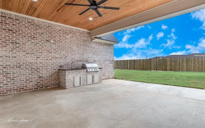 573 Corinth Circle, Bossier City, LA 71111, 4 Bedrooms Bedrooms, ,3 BathroomsBathrooms,Residential,For Sale,573 Corinth Circle,20865145