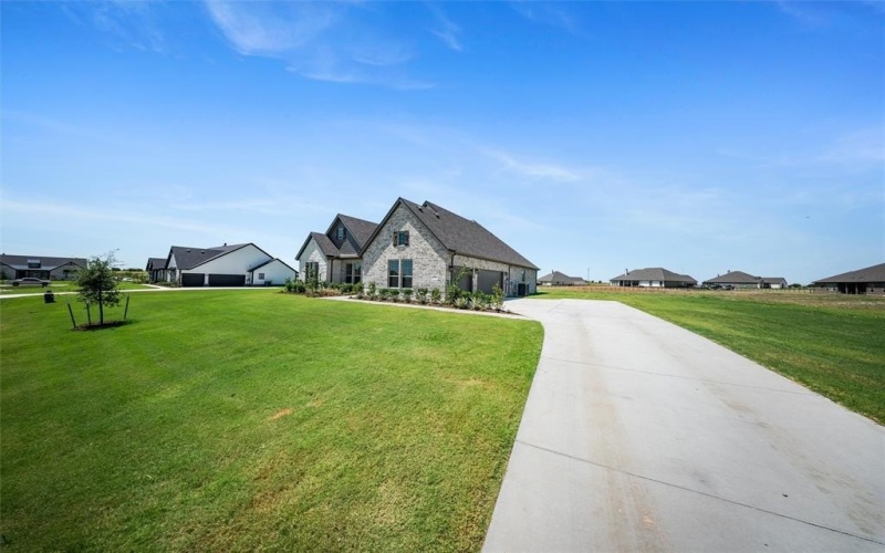 2509 Pyrite Street, Krum, TX 76249, 4 Bedrooms Bedrooms, ,2 BathroomsBathrooms,Residential,For Sale,2509 Pyrite Street,20865162