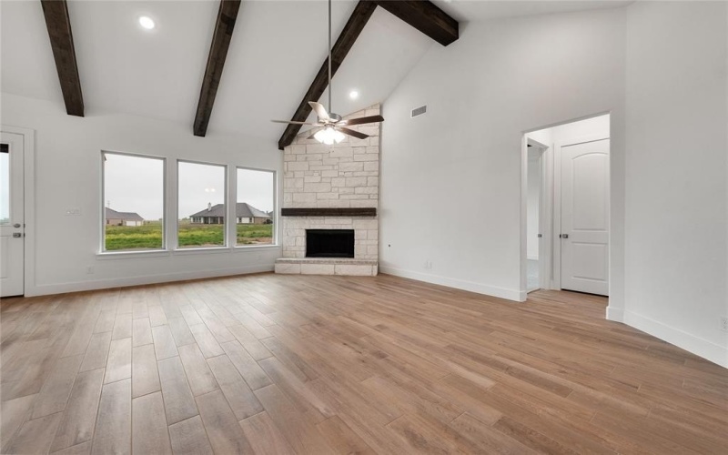 2509 Pyrite Street, Krum, TX 76249, 4 Bedrooms Bedrooms, ,2 BathroomsBathrooms,Residential,For Sale,2509 Pyrite Street,20865162