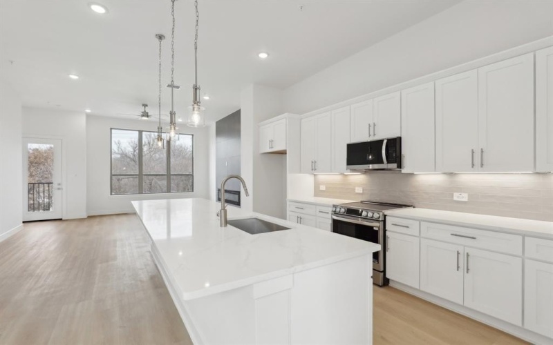 2524 Havenhurst Street #103, Farmers Branch, TX 75234, 3 Habitaciones Habitaciones , ,3 BañosBaños,Residential,En Venta,2524 Havenhurst Street,20865361