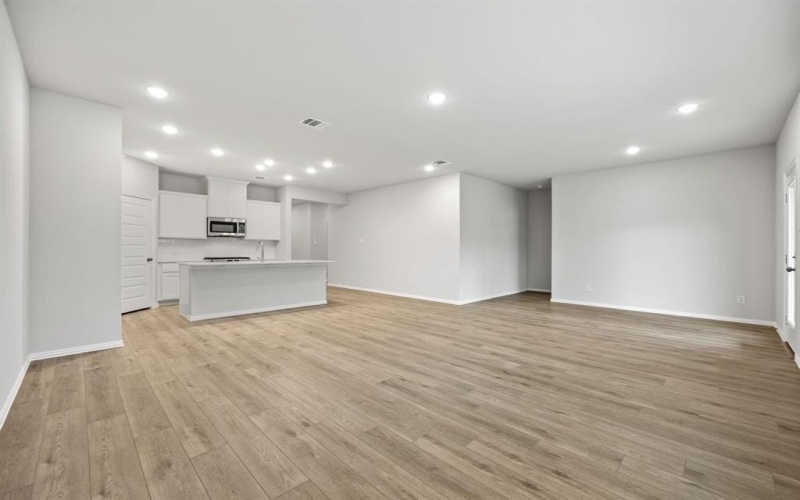 3313 Fortress Way, Denton, TX 76208, 4 Bedrooms Bedrooms, ,2 BathroomsBathrooms,Residential,For Sale,3313 Fortress Way,0,20865401