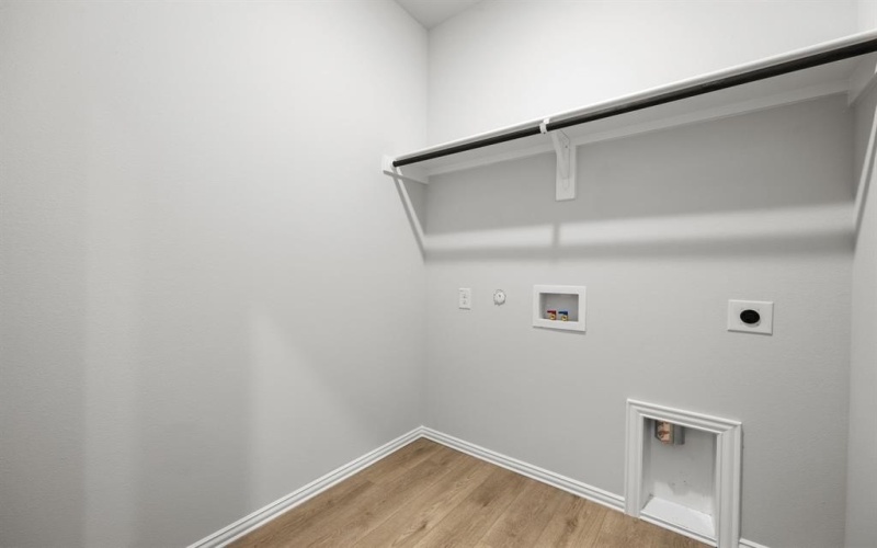 3313 Fortress Way, Denton, TX 76208, 4 Bedrooms Bedrooms, ,2 BathroomsBathrooms,Residential,For Sale,3313 Fortress Way,0,20865401