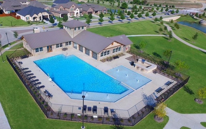 2105 Birch Street, Mansfield, TX 76063, 5 Habitaciones Habitaciones , ,5 BañosBaños,Residential,En Venta,2105 Birch Street,0,20865471