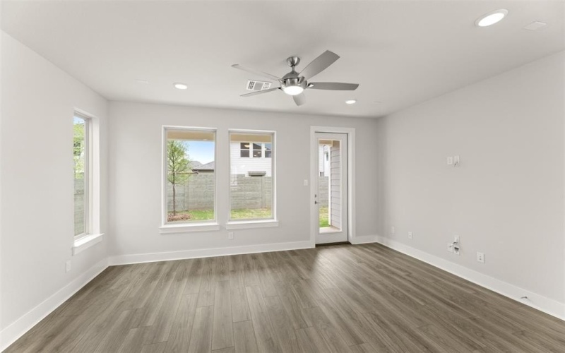 1610 Laurel, Argyle, TX 76226, 3 Bedrooms Bedrooms, ,2 BathroomsBathrooms,Residential,For Sale,1610 Laurel,20865541