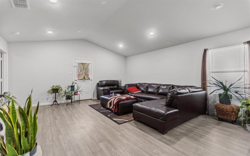 1106 Ripplewood Circle, Chandler, TX 75758, 4 Habitaciones Habitaciones , ,2 BañosBaños,Residential,En Venta,1106 Ripplewood Circle,20865640