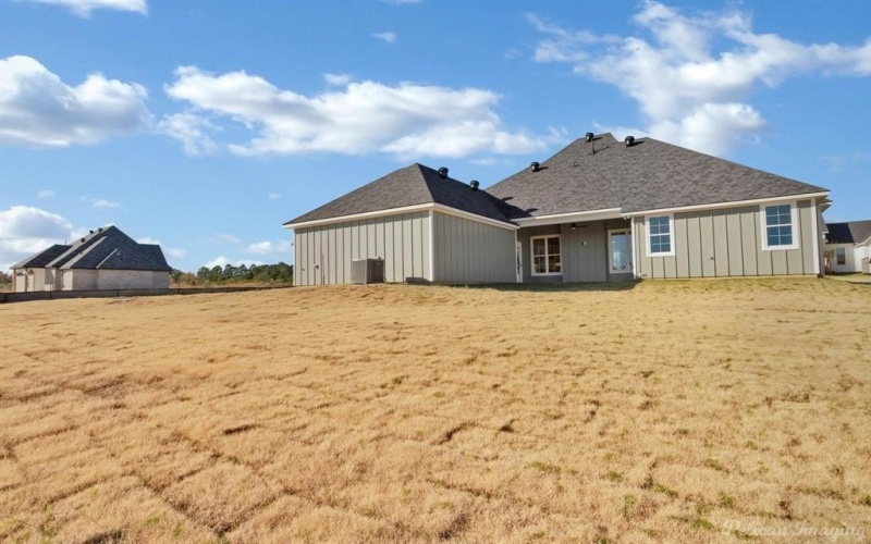 169 Oak Alley Road, Stonewall, LA 71078, 4 Bedrooms Bedrooms, ,2 BathroomsBathrooms,Residential,For Sale,169 Oak Alley Road,20866294