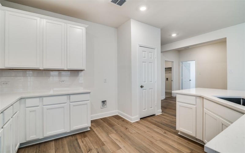 713 Saint Lawrence Drive, Seagoville, TX 75159, 4 Bedrooms Bedrooms, ,2 BathroomsBathrooms,Residential,For Sale,713 Saint Lawrence Drive,0,20866447
