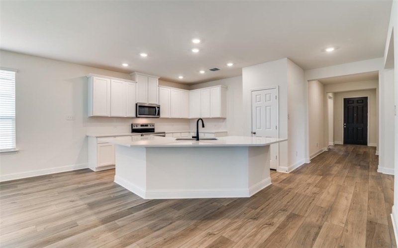 713 Saint Lawrence Drive, Seagoville, TX 75159, 4 Bedrooms Bedrooms, ,2 BathroomsBathrooms,Residential,For Sale,713 Saint Lawrence Drive,0,20866447