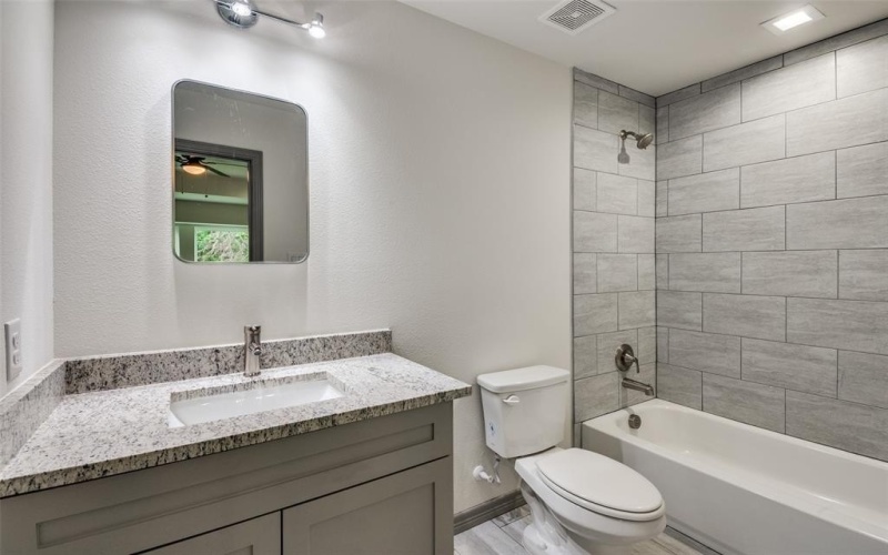 1438 E Waco Avenue, Dallas, TX 75216, 3 Habitaciones Habitaciones , ,2 BañosBaños,Residential,En Venta,1438 E Waco Avenue,20866464