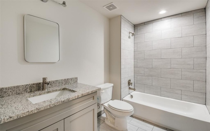 1438 E Waco Avenue, Dallas, TX 75216, 3 Habitaciones Habitaciones , ,2 BañosBaños,Residential,En Venta,1438 E Waco Avenue,20866464