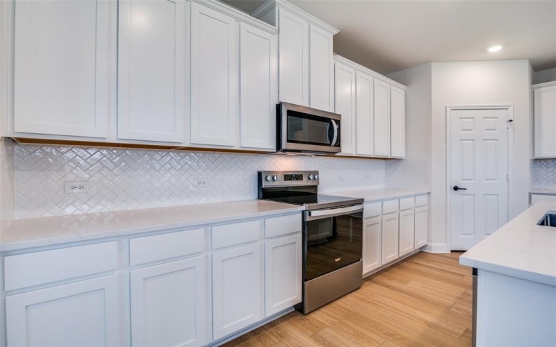 717 Saint Lawrence Drive, Seagoville, TX 75159, 4 Bedrooms Bedrooms, ,2 BathroomsBathrooms,Residential,For Sale,717 Saint Lawrence Drive,0,20866685