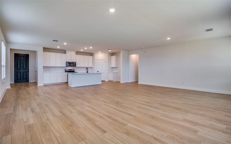 717 Saint Lawrence Drive, Seagoville, TX 75159, 4 Bedrooms Bedrooms, ,2 BathroomsBathrooms,Residential,For Sale,717 Saint Lawrence Drive,0,20866685