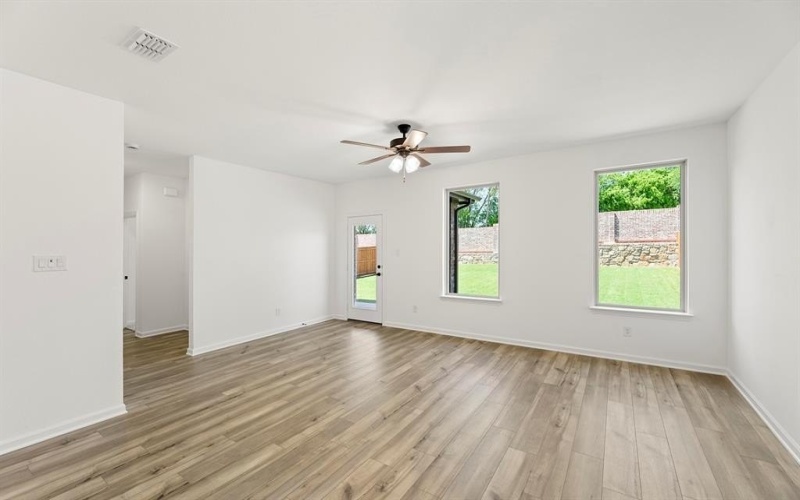 2548 Three Bars Lane, Anna, TX 75409, 4 Bedrooms Bedrooms, ,2 BathroomsBathrooms,Residential,For Sale,2548 Three Bars Lane,20866731