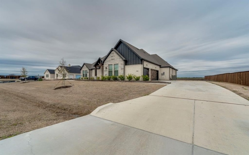 321 Motega Court, Waxahachie, TX 75165, 4 Bedrooms Bedrooms, ,3 BathroomsBathrooms,Residential,For Sale,321 Motega Court,20869416