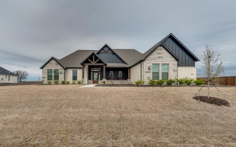 321 Motega Court, Waxahachie, TX 75165, 4 Bedrooms Bedrooms, ,3 BathroomsBathrooms,Residential,For Sale,321 Motega Court,20869416