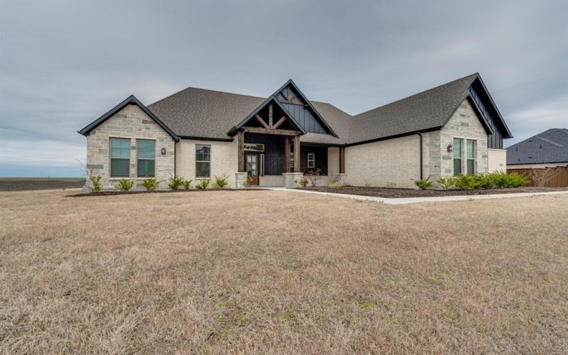 321 Motega Court, Waxahachie, TX 75165, 4 Bedrooms Bedrooms, ,3 BathroomsBathrooms,Residential,For Sale,321 Motega Court,20869416