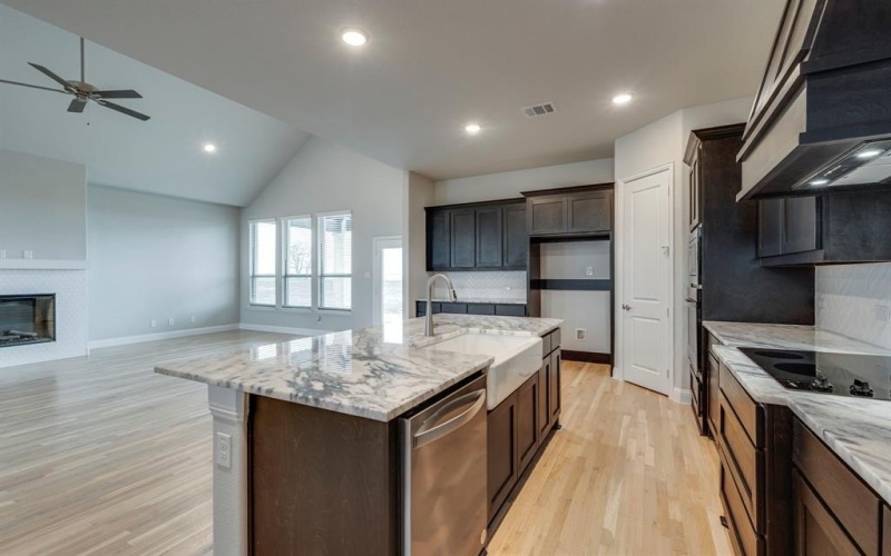 321 Motega Court, Waxahachie, TX 75165, 4 Bedrooms Bedrooms, ,3 BathroomsBathrooms,Residential,For Sale,321 Motega Court,20869416