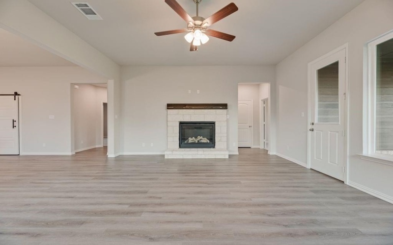 1412 Cedar Trail, Azle, TX 76020, 3 Bedrooms Bedrooms, ,2 BathroomsBathrooms,Residential,For Sale,1412 Cedar Trail,20869603