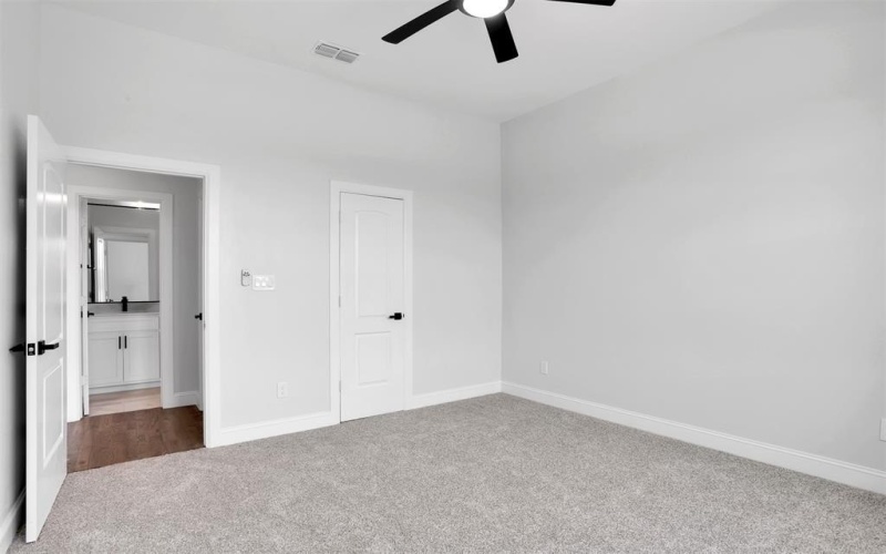 5176 Horseshoe Lane, Royse City, TX 75189, 3 Bedrooms Bedrooms, ,2 BathroomsBathrooms,Residential,For Sale,5176 Horseshoe Lane,20869940