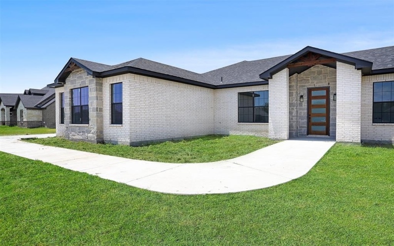 5176 Horseshoe Lane, Royse City, TX 75189, 3 Bedrooms Bedrooms, ,2 BathroomsBathrooms,Residential,For Sale,5176 Horseshoe Lane,20869940