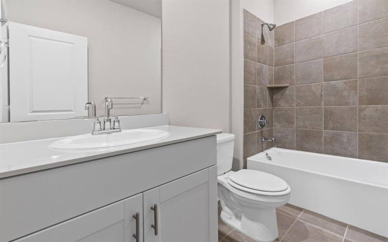 325 Canyon Oaks Drive, Greenville, TX 75402, 5 Bedrooms Bedrooms, ,3 BathroomsBathrooms,Residential,For Sale,325 Canyon Oaks Drive,20867617