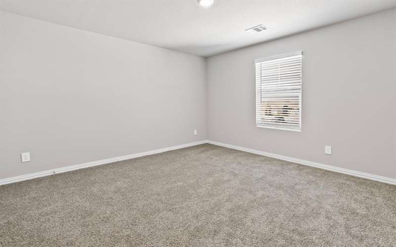 325 Canyon Oaks Drive, Greenville, TX 75402, 5 Bedrooms Bedrooms, ,3 BathroomsBathrooms,Residential,For Sale,325 Canyon Oaks Drive,20867617