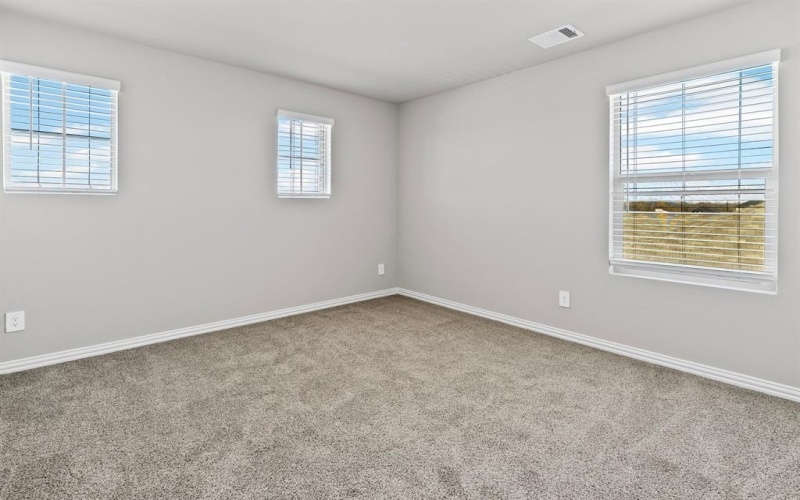 325 Canyon Oaks Drive, Greenville, TX 75402, 5 Bedrooms Bedrooms, ,3 BathroomsBathrooms,Residential,For Sale,325 Canyon Oaks Drive,20867617