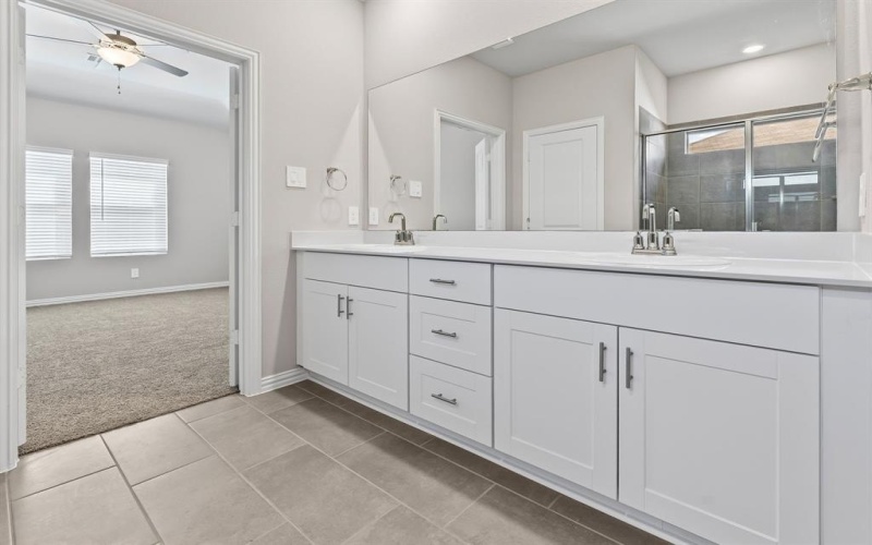 325 Canyon Oaks Drive, Greenville, TX 75402, 5 Bedrooms Bedrooms, ,3 BathroomsBathrooms,Residential,For Sale,325 Canyon Oaks Drive,20867617