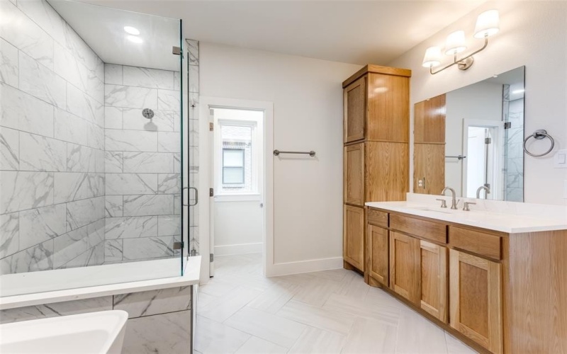 7118 Granada Place, Dallas, TX 75223, 3 Bedrooms Bedrooms, ,3 BathroomsBathrooms,Residential,For Sale,7118 Granada Place,20870111