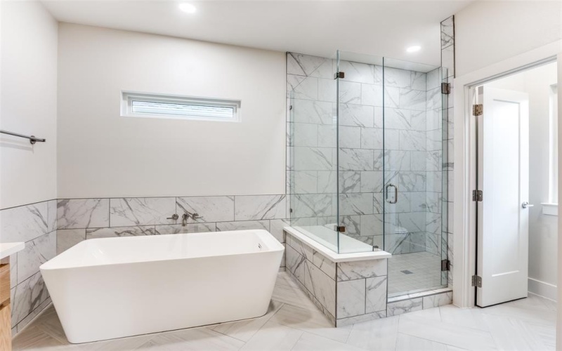 7118 Granada Place, Dallas, TX 75223, 3 Bedrooms Bedrooms, ,3 BathroomsBathrooms,Residential,For Sale,7118 Granada Place,20870111