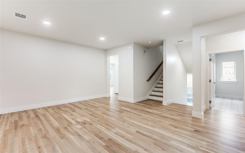 7118 Granada Place, Dallas, TX 75223, 3 Bedrooms Bedrooms, ,3 BathroomsBathrooms,Residential,For Sale,7118 Granada Place,20870111