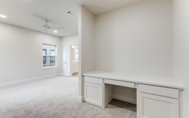7118 Granada Place, Dallas, TX 75223, 3 Bedrooms Bedrooms, ,3 BathroomsBathrooms,Residential,For Sale,7118 Granada Place,20870111