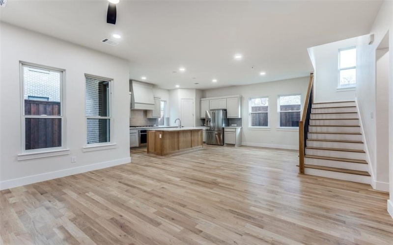 7118 Granada Place, Dallas, TX 75223, 3 Bedrooms Bedrooms, ,3 BathroomsBathrooms,Residential,For Sale,7118 Granada Place,20870111