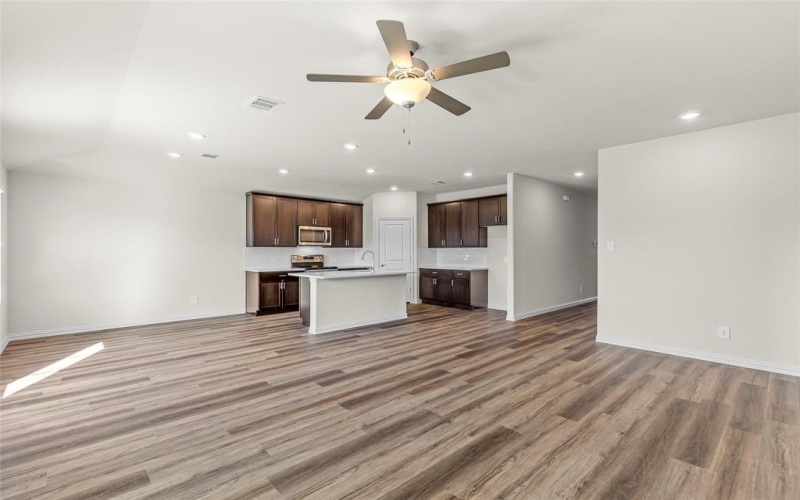 125 Lost Creek Trail, Greenville, TX 75402, 3 Bedrooms Bedrooms, ,2 BathroomsBathrooms,Residential,For Sale,125 Lost Creek Trail,20870154