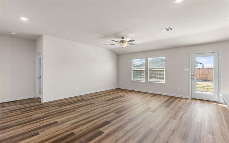 125 Lost Creek Trail, Greenville, TX 75402, 3 Bedrooms Bedrooms, ,2 BathroomsBathrooms,Residential,For Sale,125 Lost Creek Trail,20870154