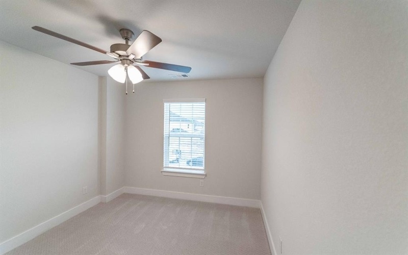 7612 Santolina Drive, Denton, TX 76226, 4 Bedrooms Bedrooms, ,2 BathroomsBathrooms,Residential,For Sale,7612 Santolina Drive,20870156