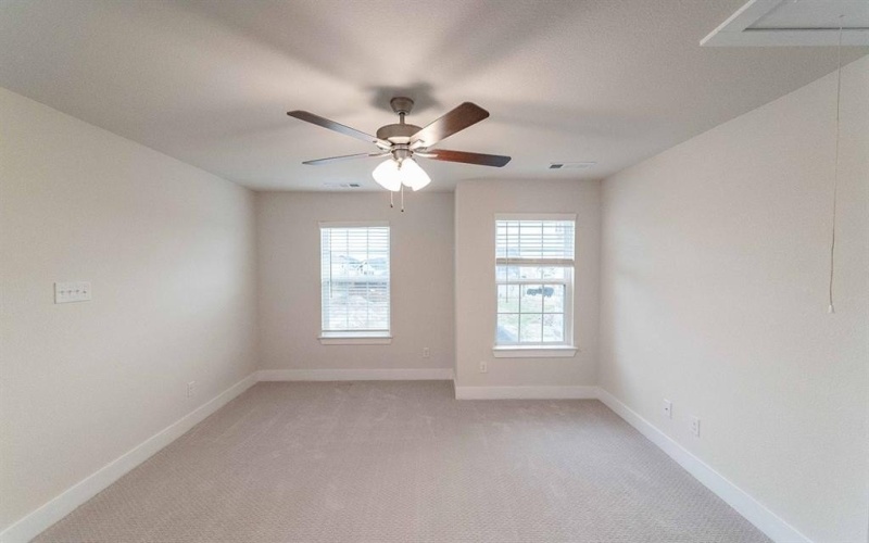 7612 Santolina Drive, Denton, TX 76226, 4 Bedrooms Bedrooms, ,2 BathroomsBathrooms,Residential,For Sale,7612 Santolina Drive,20870156