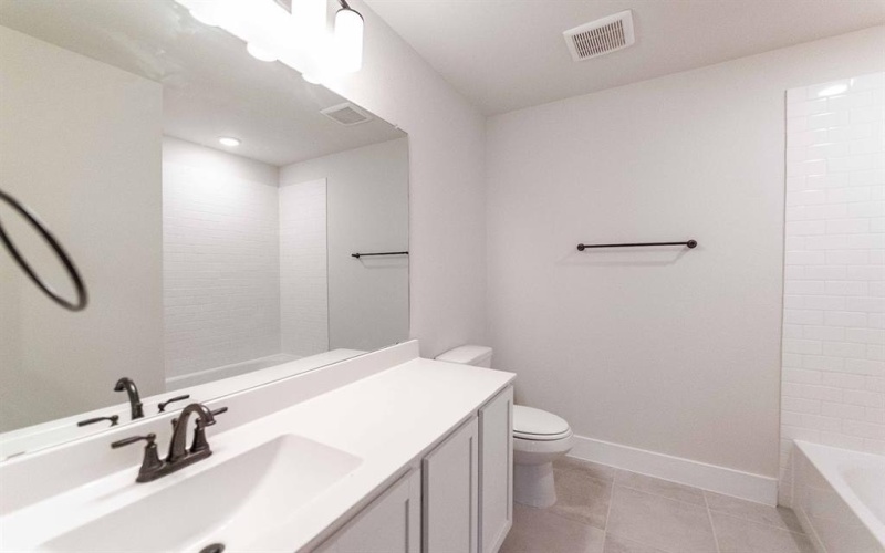 7612 Santolina Drive, Denton, TX 76226, 4 Bedrooms Bedrooms, ,2 BathroomsBathrooms,Residential,For Sale,7612 Santolina Drive,20870156