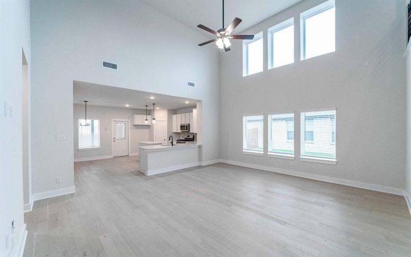 7612 Santolina Drive, Denton, TX 76226, 4 Bedrooms Bedrooms, ,2 BathroomsBathrooms,Residential,For Sale,7612 Santolina Drive,20870156