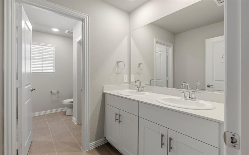 115 Lost Creek Trail, Greenville, TX 75402, 5 Habitaciones Habitaciones , ,3 BañosBaños,Residential,En Venta,115 Lost Creek Trail,20870201