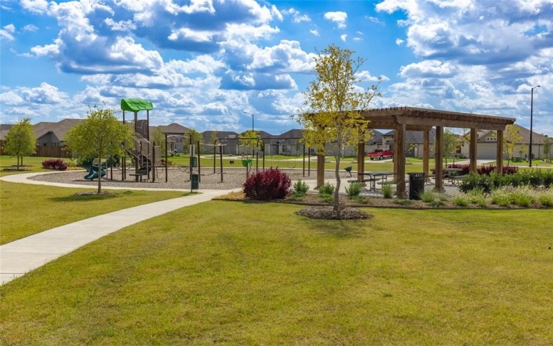 115 Lost Creek Trail, Greenville, TX 75402, 5 Habitaciones Habitaciones , ,3 BañosBaños,Residential,En Venta,115 Lost Creek Trail,20870201