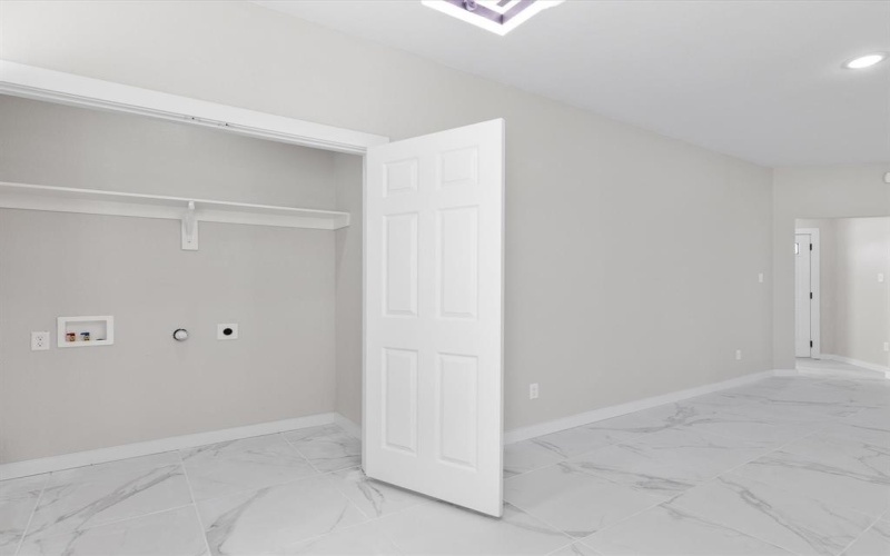 801 E Tyler Street, Ennis, TX 75119, 3 Bedrooms Bedrooms, ,2 BathroomsBathrooms,Residential,For Sale,801 E Tyler Street,20870230