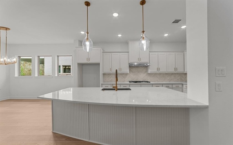 6208 Beacon Hill Way, Fort Worth, TX 76112, 4 Habitaciones Habitaciones , ,3 BañosBaños,Residential,En Venta,6208 Beacon Hill Way,20870257