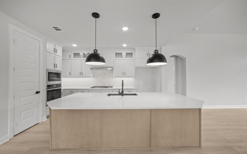 6200 Beacon Hill Way, Fort Worth, TX 76112, 4 Bedrooms Bedrooms, ,3 BathroomsBathrooms,Residential,For Sale,6200 Beacon Hill Way,20870375