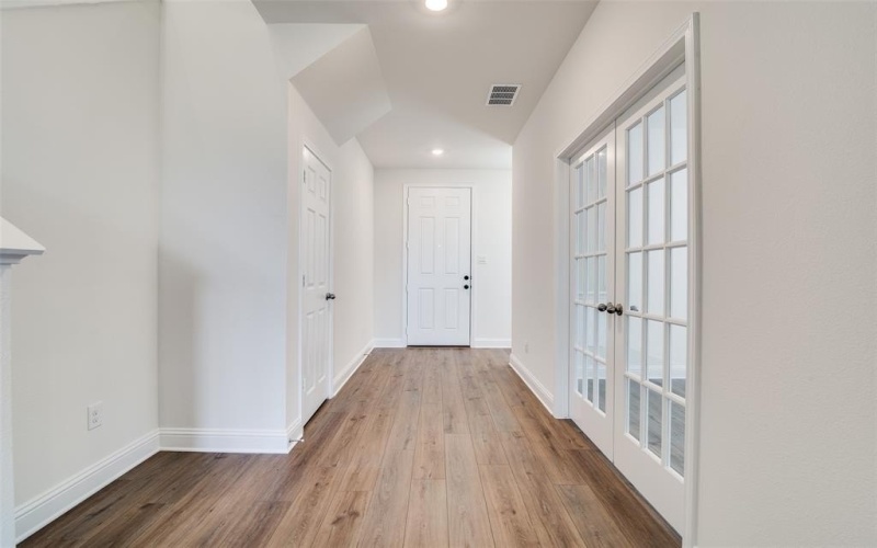719 Saint Lawrence Drive, Seagoville, TX 75159, 4 Bedrooms Bedrooms, ,2 BathroomsBathrooms,Residential,For Sale,719 Saint Lawrence Drive,0,20867815